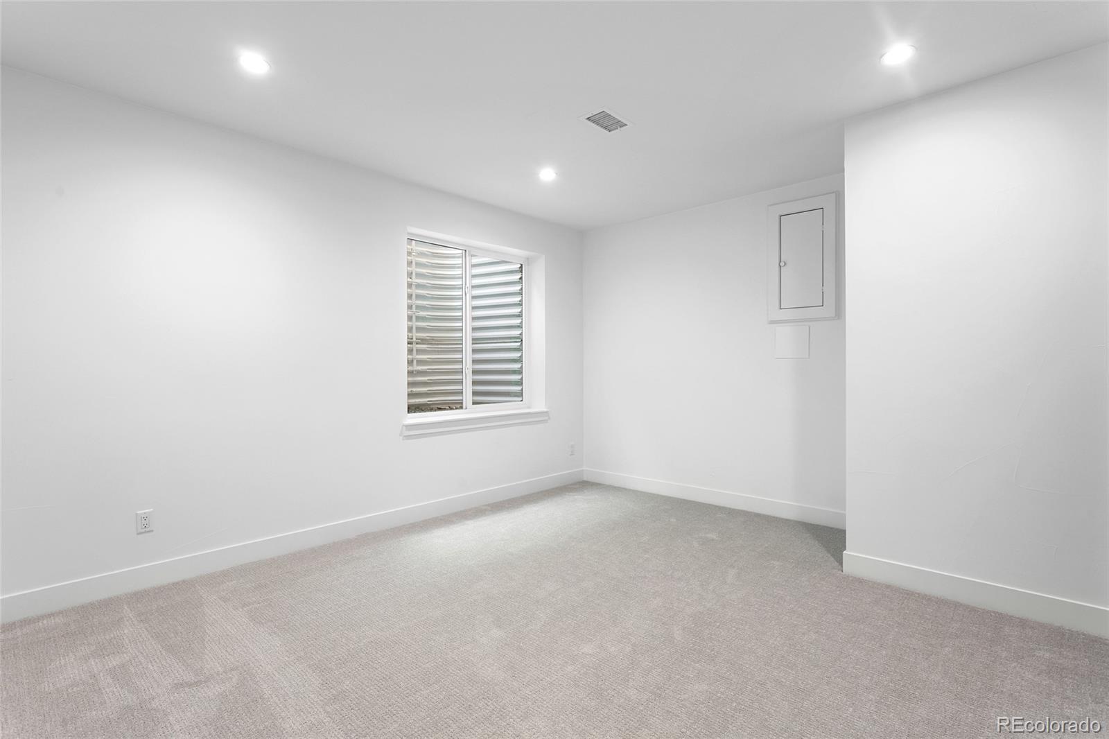 MLS Image #38 for 25 s jackson street,denver, Colorado