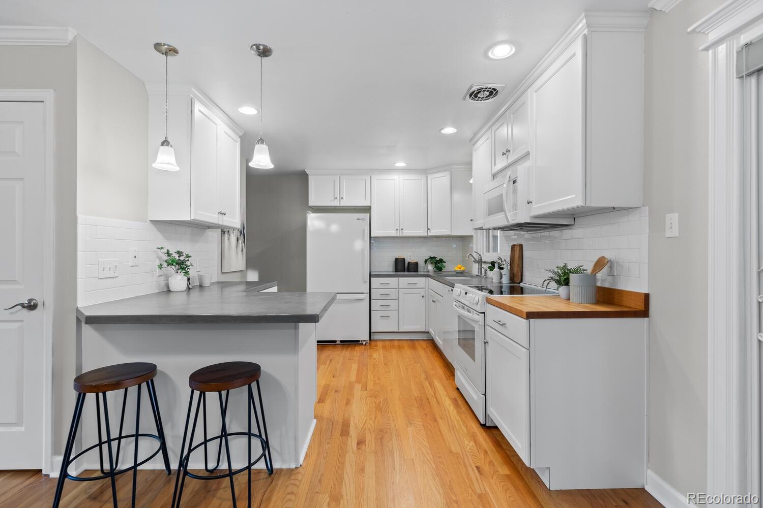 MLS Image #12 for 12274 w tennessee avenue,lakewood, Colorado