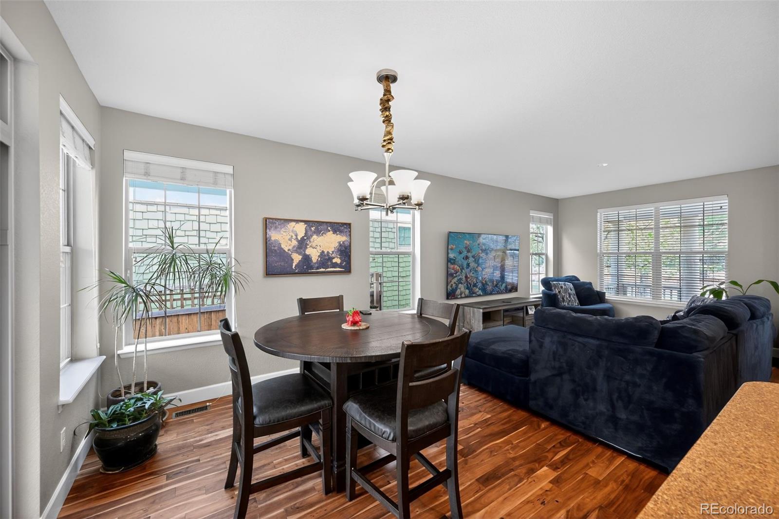 MLS Image #10 for 9077 e 35th avenue,denver, Colorado