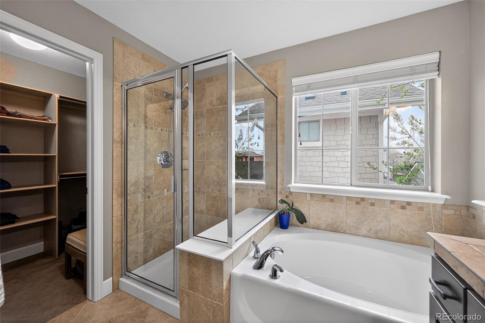 MLS Image #17 for 9077 e 35th avenue,denver, Colorado