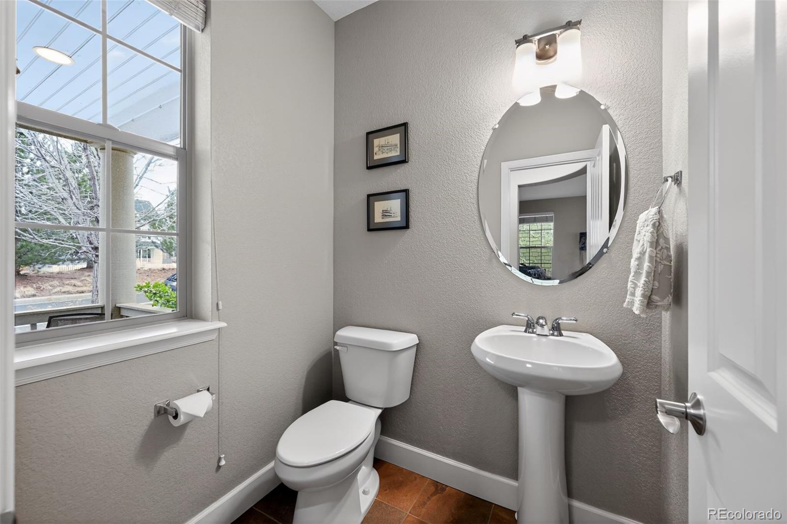 MLS Image #20 for 9077 e 35th avenue,denver, Colorado