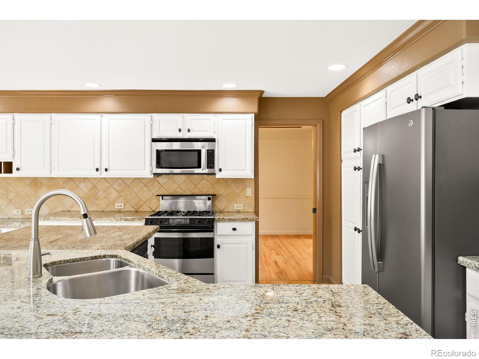 MLS Image #8 for 4677  palmer court,longmont, Colorado