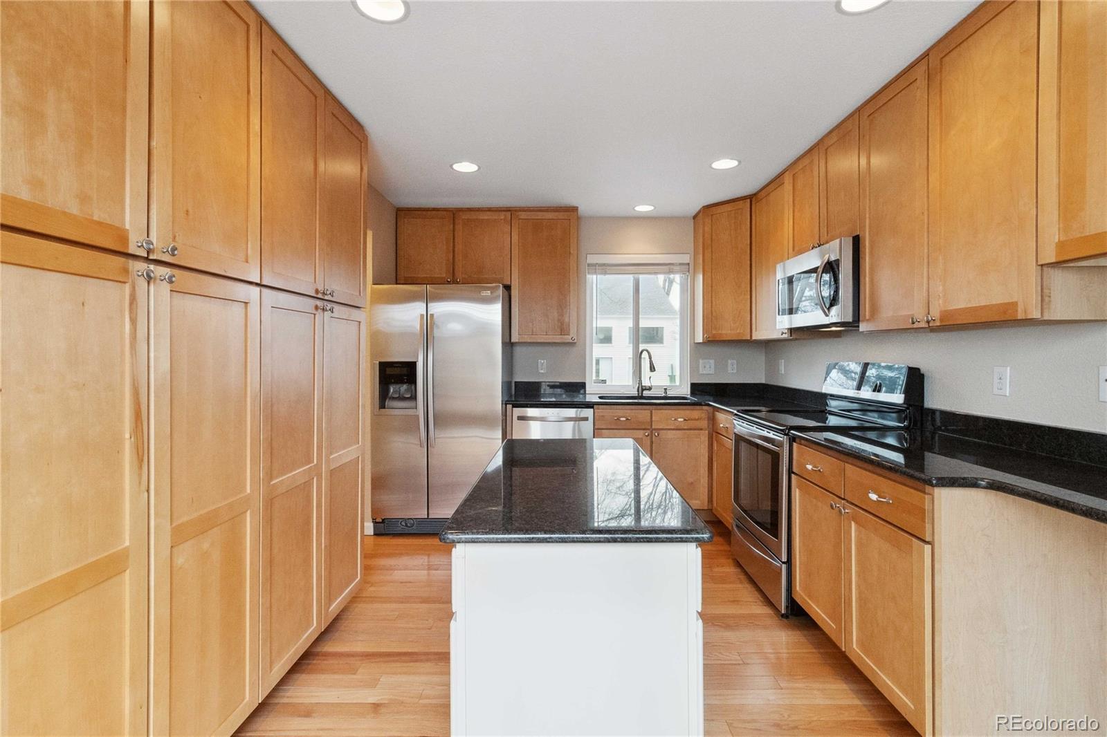 MLS Image #12 for 1050 s monaco parkway 42,denver, Colorado