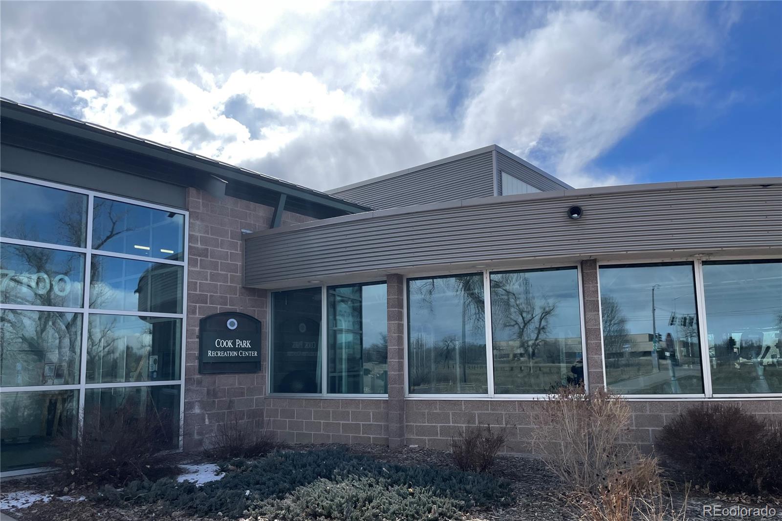 MLS Image #37 for 1050 s monaco parkway 42,denver, Colorado