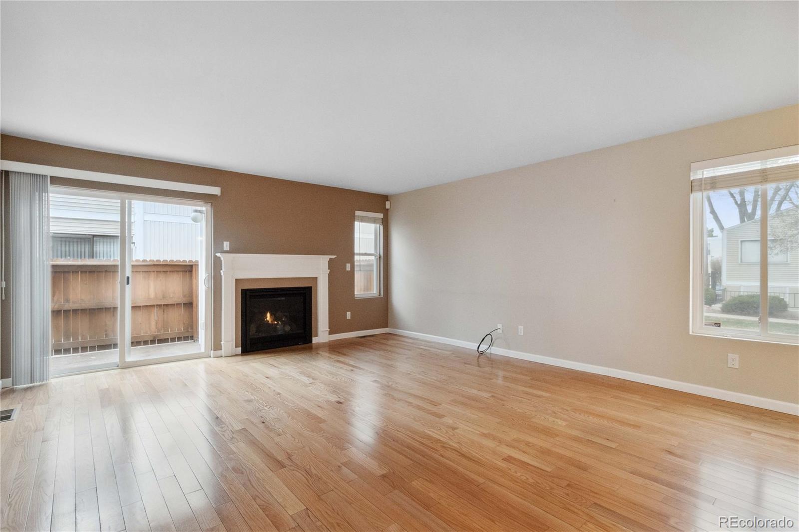 MLS Image #4 for 1050 s monaco parkway 42,denver, Colorado