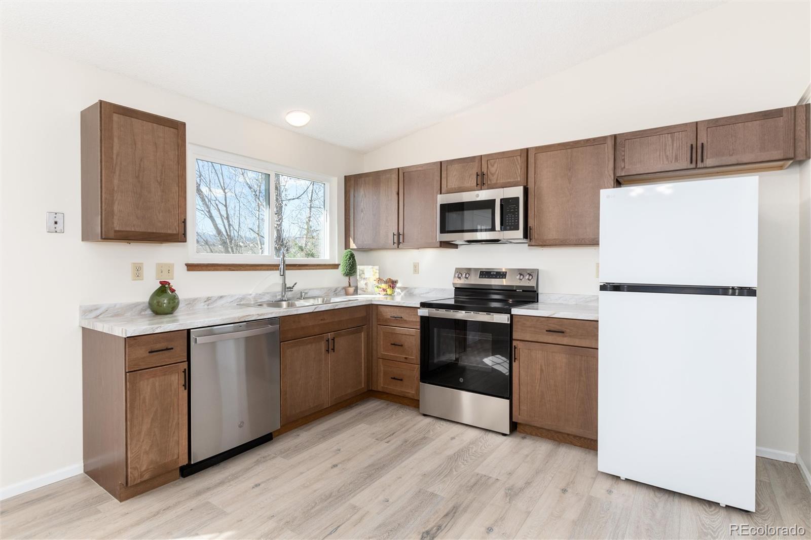 MLS Image #4 for 8824 w ontario avenue,littleton, Colorado