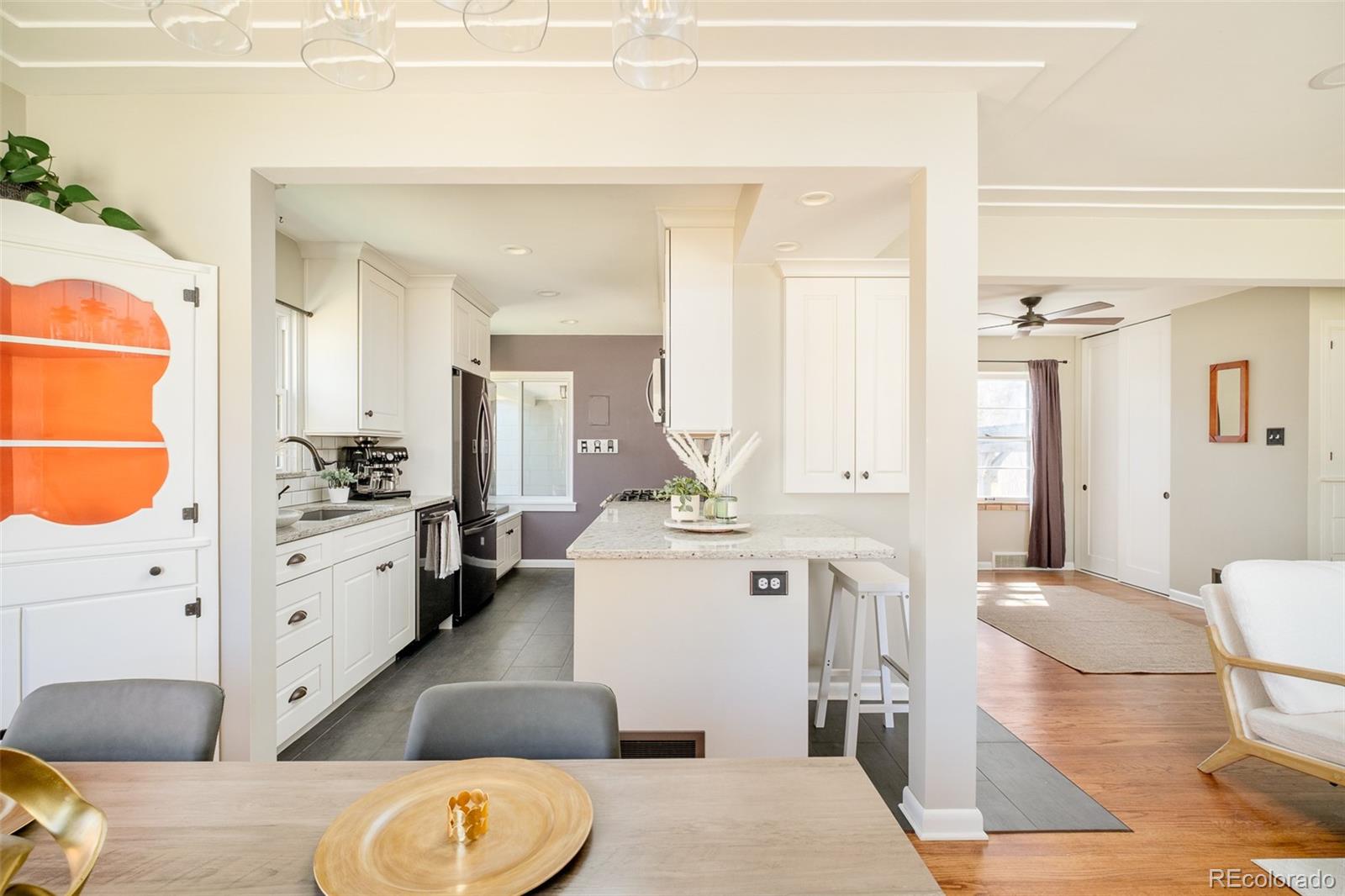 MLS Image #9 for 1350 e amherst avenue,englewood, Colorado