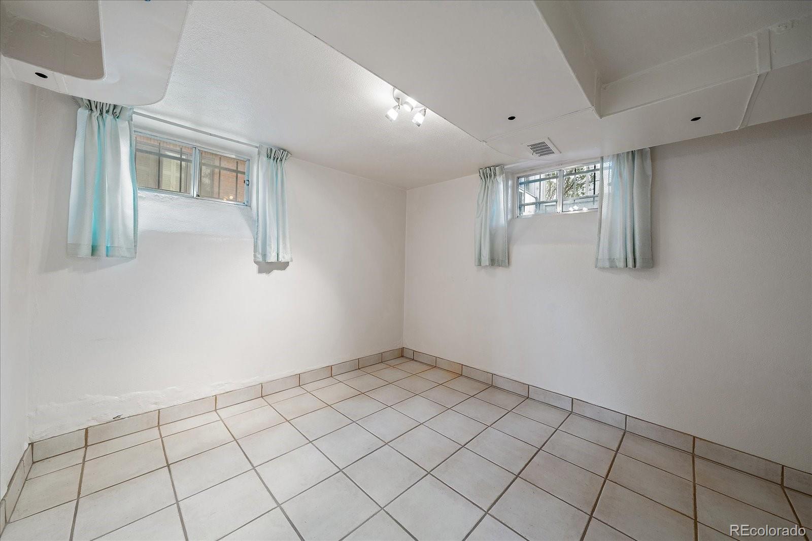 MLS Image #20 for 1250  grape street,denver, Colorado