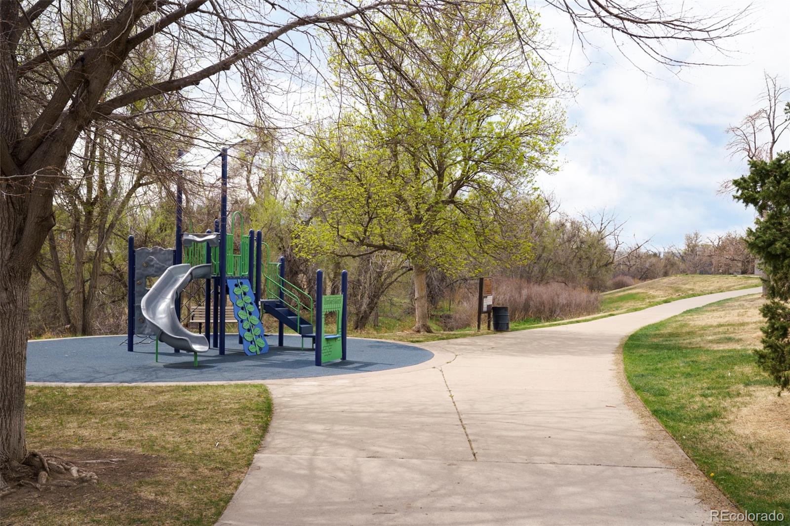 MLS Image #29 for 862 s reed court j,lakewood, Colorado