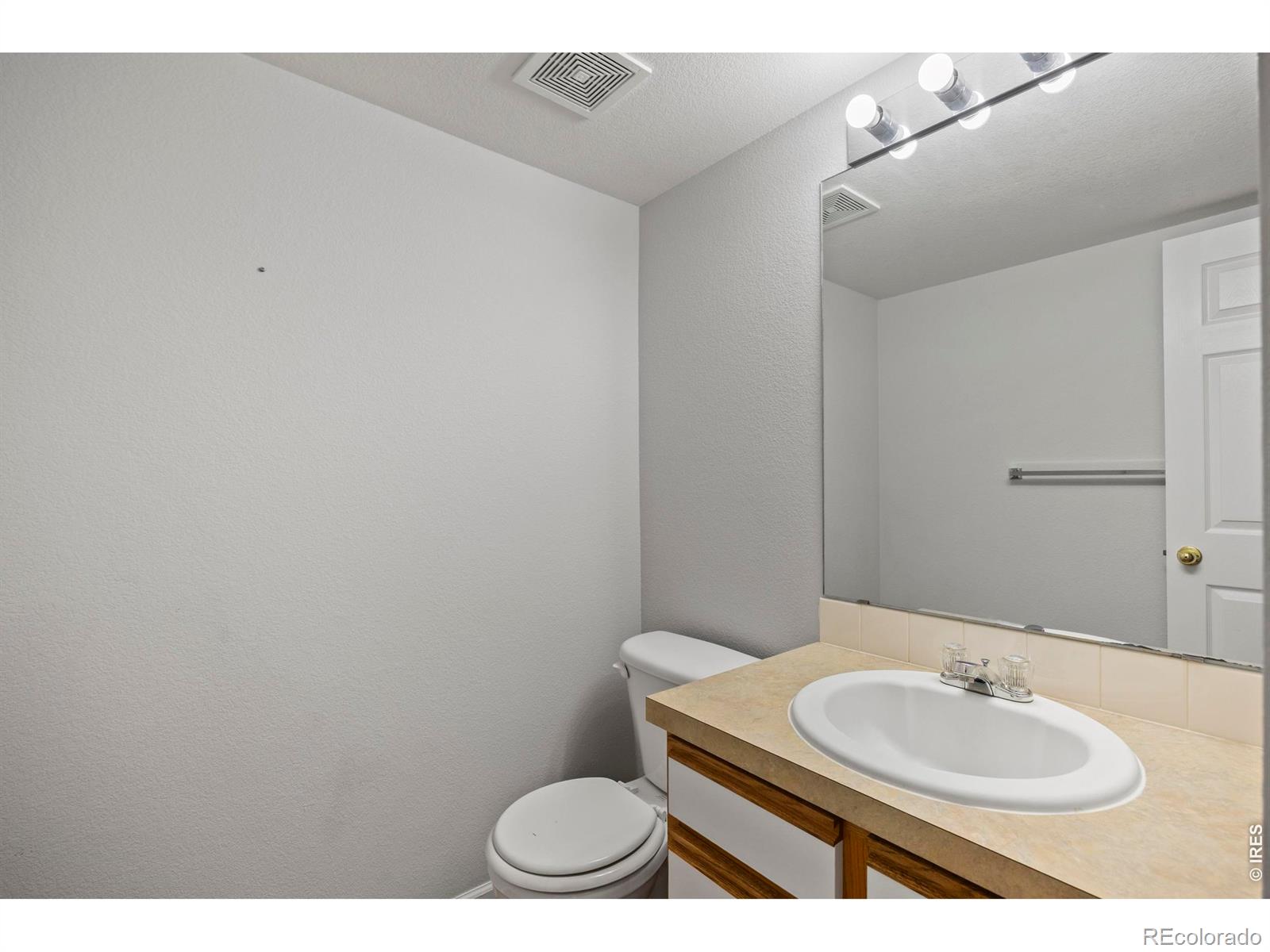 MLS Image #10 for 3005  ross drive,fort collins, Colorado