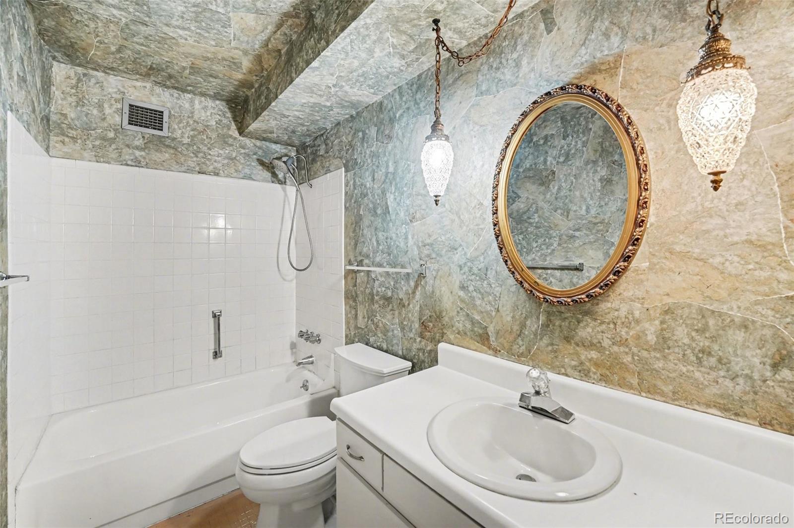 MLS Image #8 for 6980 e girard avenue 104,denver, Colorado