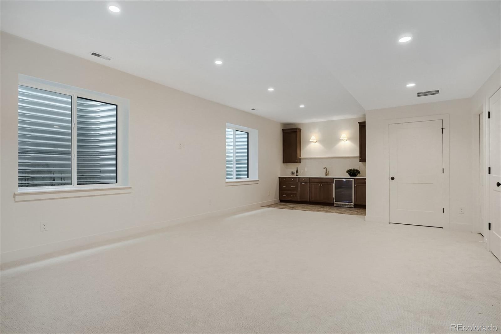 MLS Image #15 for 3316 n vine street,denver, Colorado