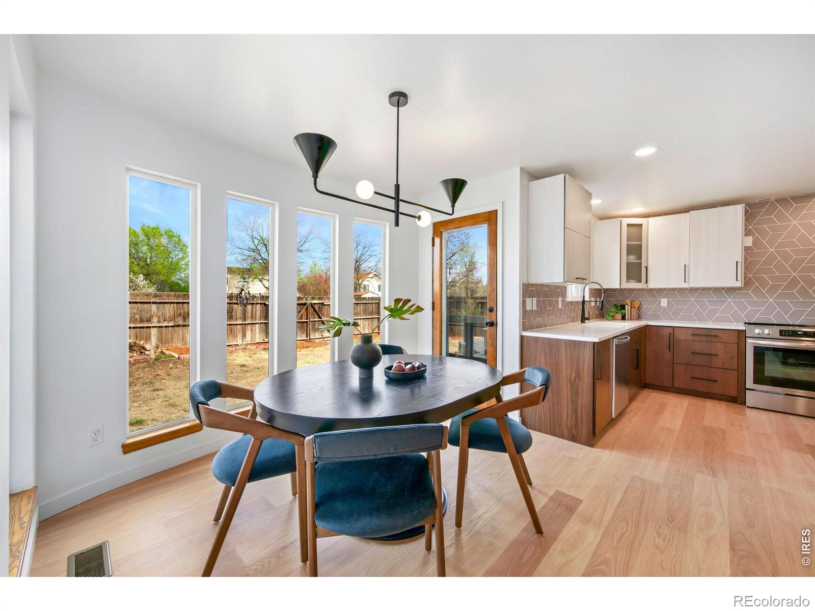 MLS Image #14 for 1025  valley drive,windsor, Colorado