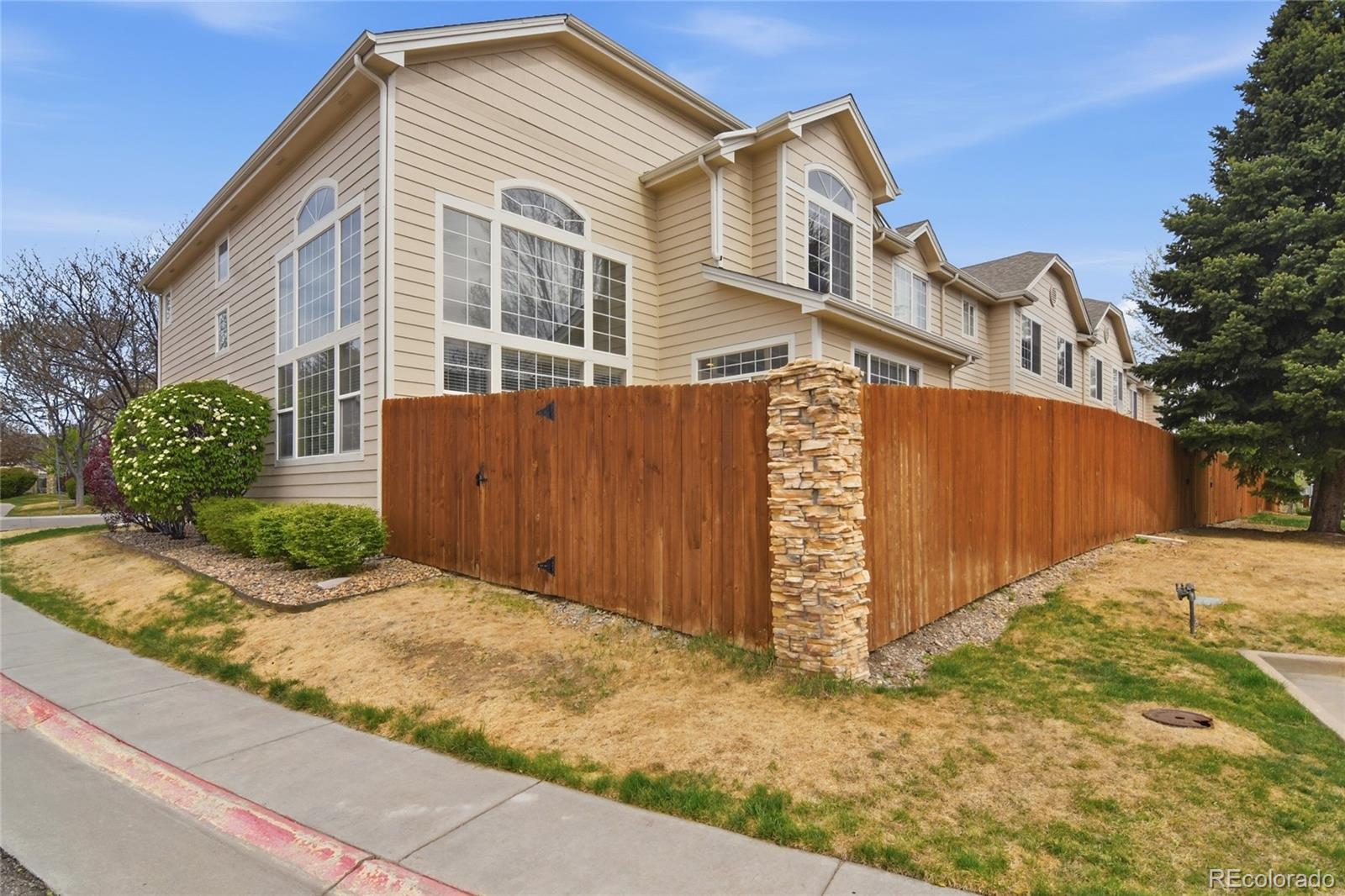 MLS Image #2 for 8901 w phillips drive ,littleton, Colorado