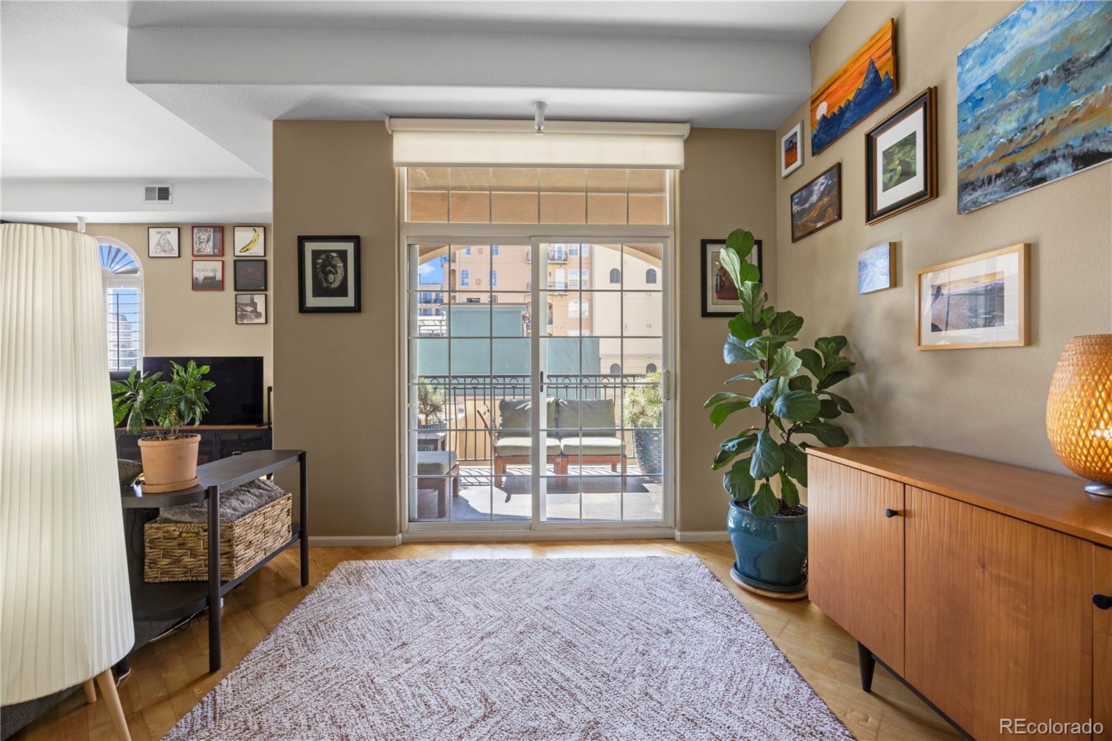 MLS Image #14 for 1140  cherokee street 403,denver, Colorado