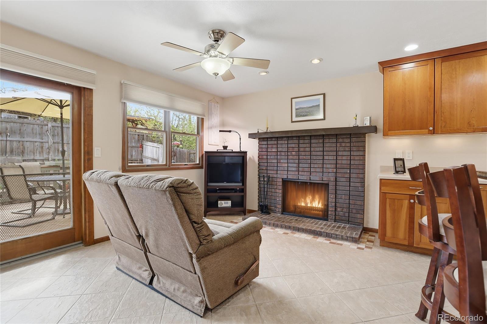 MLS Image #11 for 10982 w oregon place,lakewood, Colorado