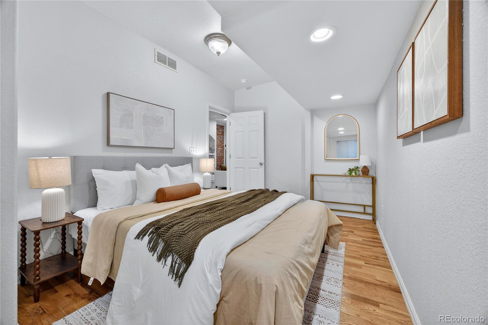 MLS Image #10 for 3649 n mariposa street,denver, Colorado