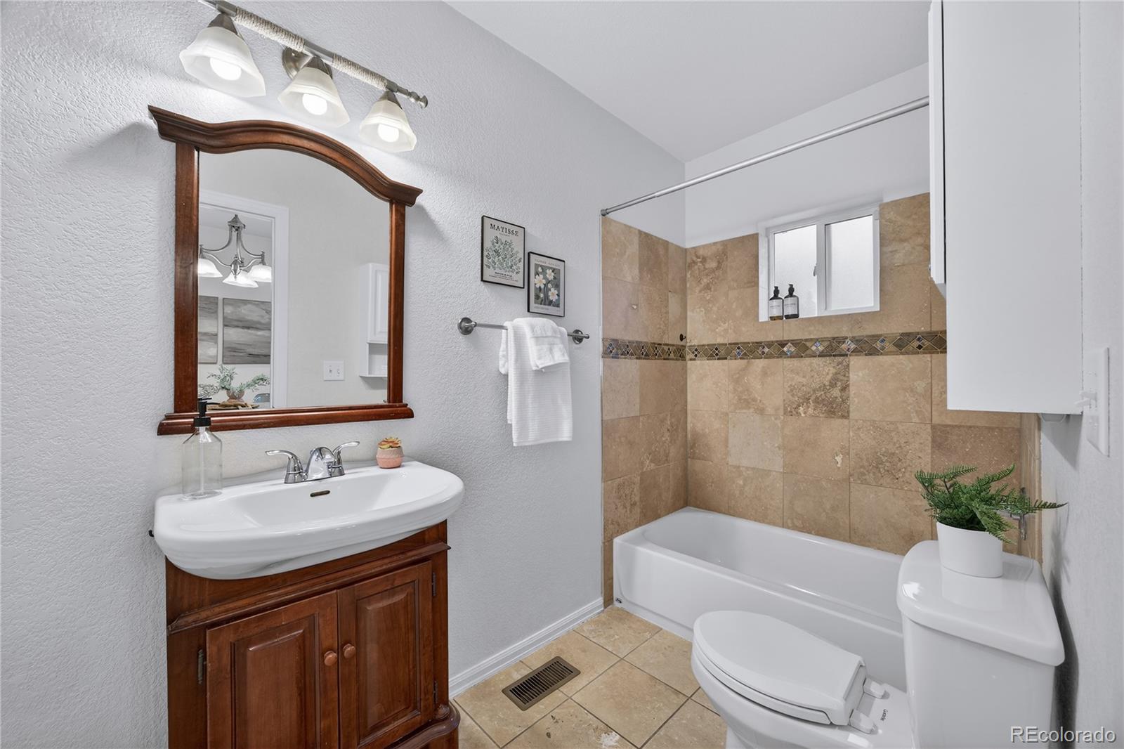 MLS Image #7 for 3649 n mariposa street,denver, Colorado