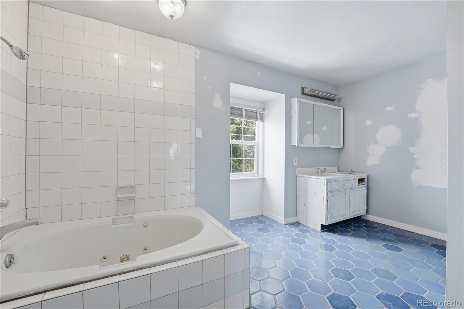 MLS Image #22 for 358 s troy street,aurora, Colorado