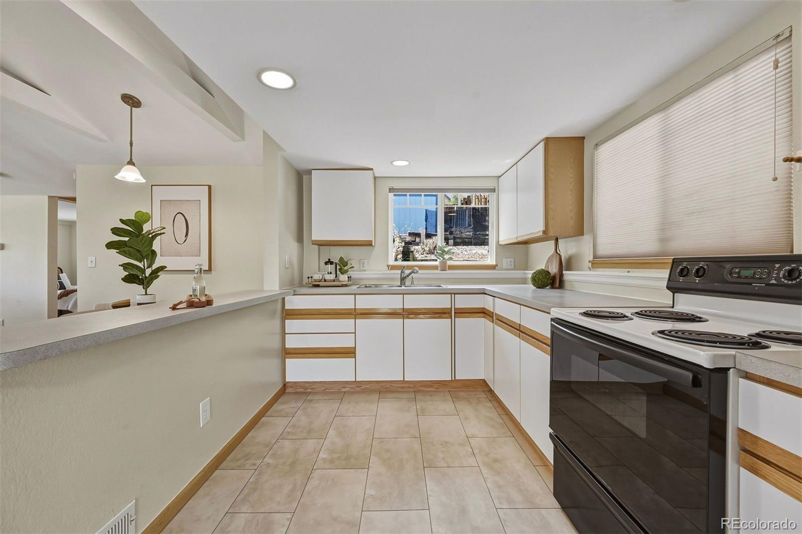 MLS Image #17 for 304  pawnee avenue,manitou springs, Colorado