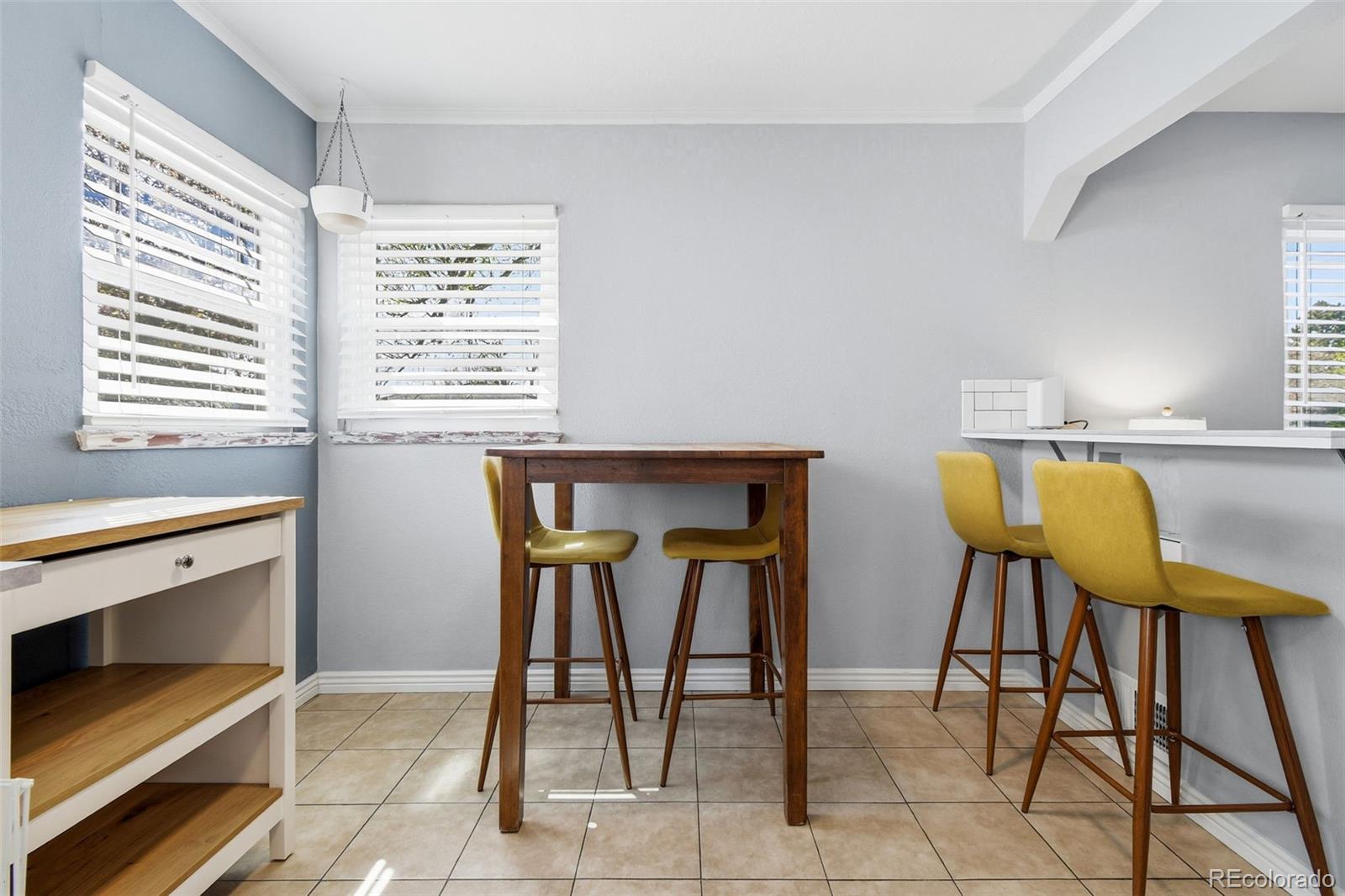 MLS Image #17 for 930 s bryant street,denver, Colorado
