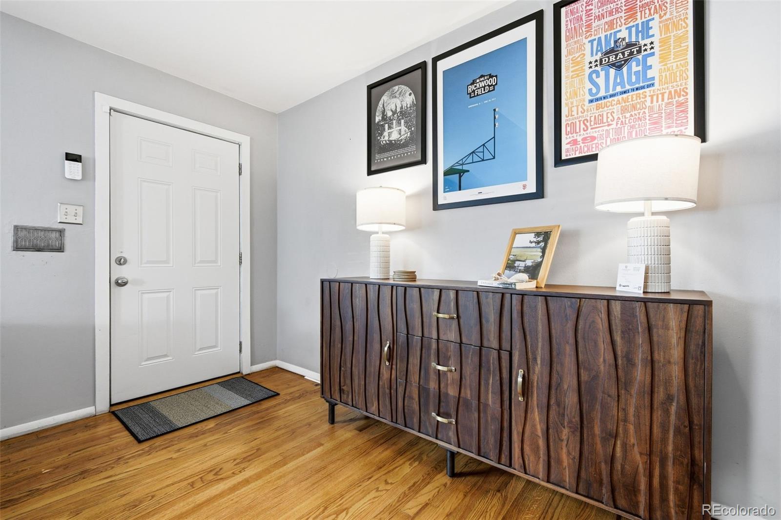 MLS Image #9 for 930 s bryant street,denver, Colorado