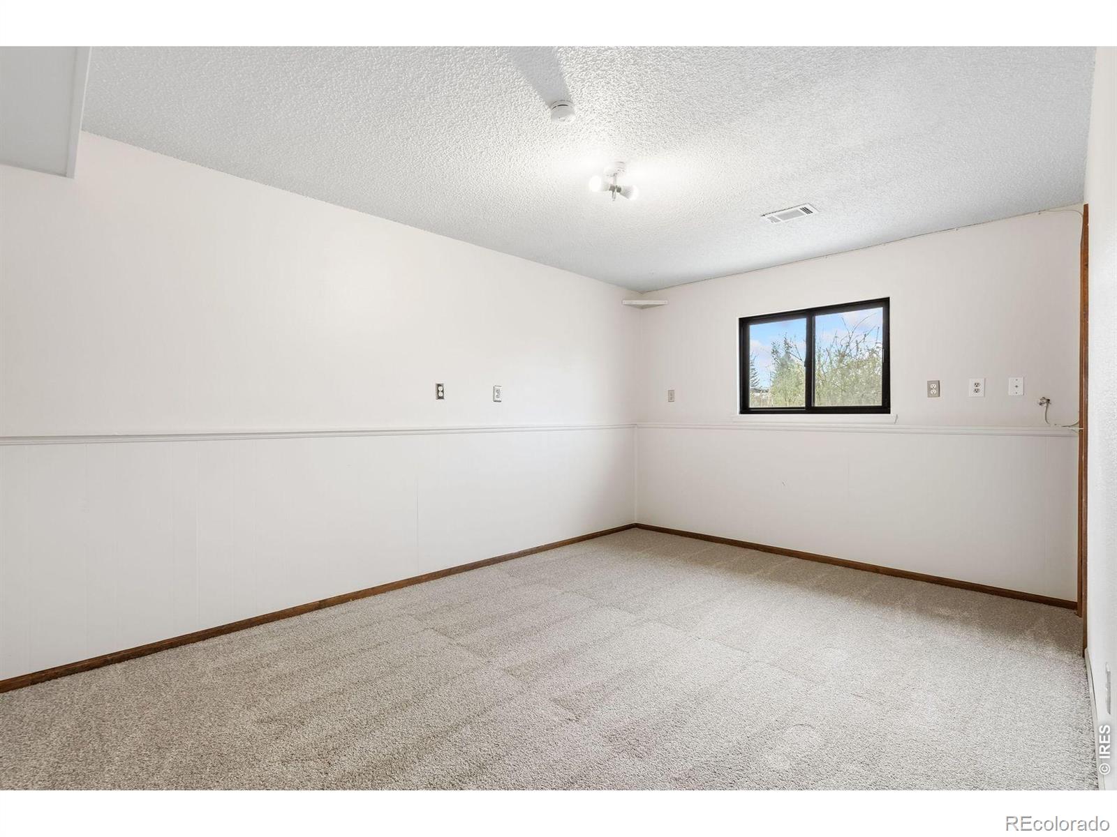 MLS Image #14 for 413  park place,fort collins, Colorado