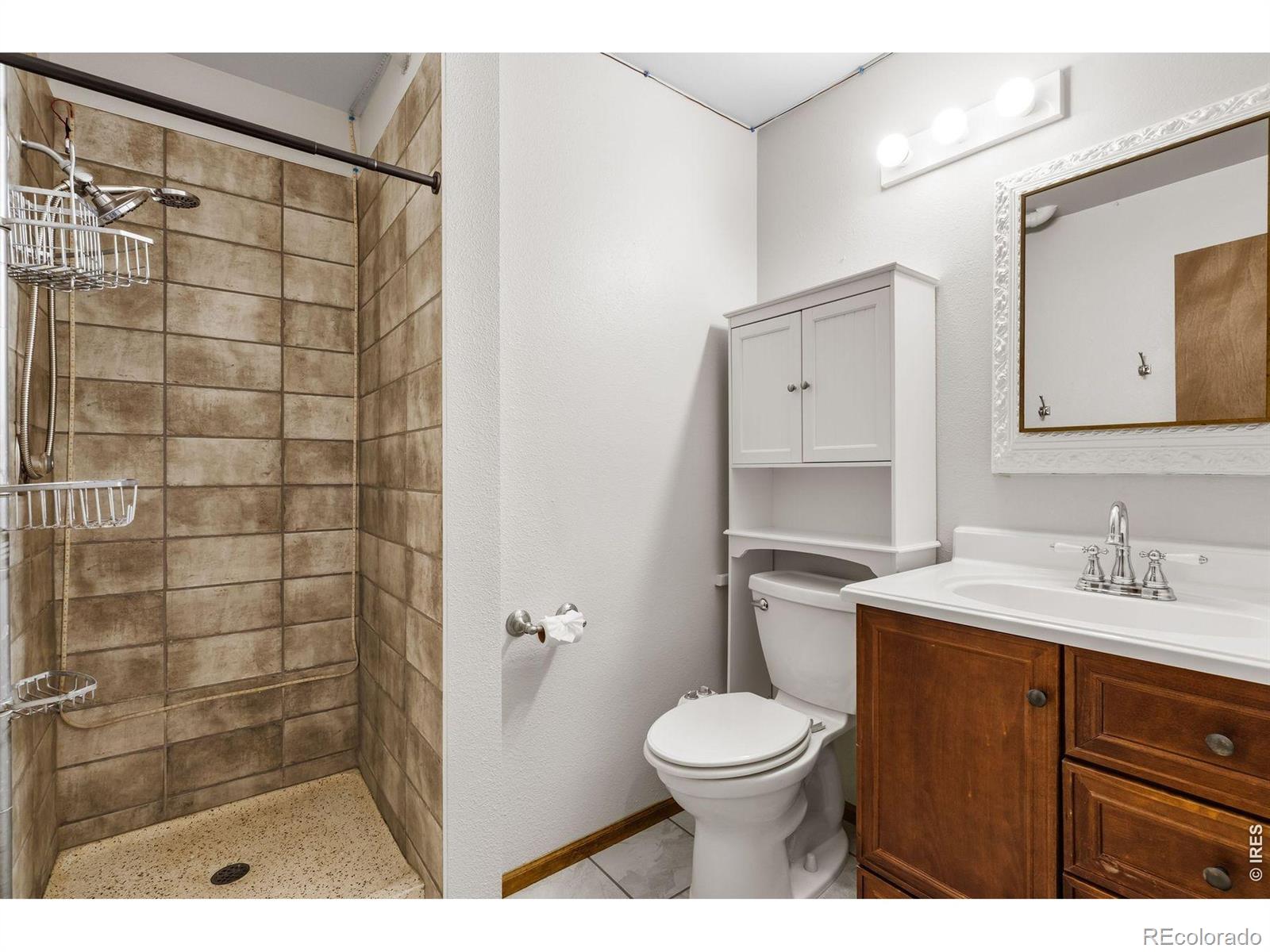 MLS Image #16 for 413  park place,fort collins, Colorado