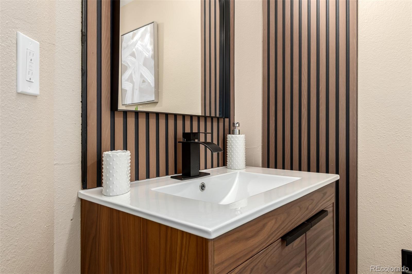 MLS Image #15 for 17053 e tennessee drive 104,aurora, Colorado