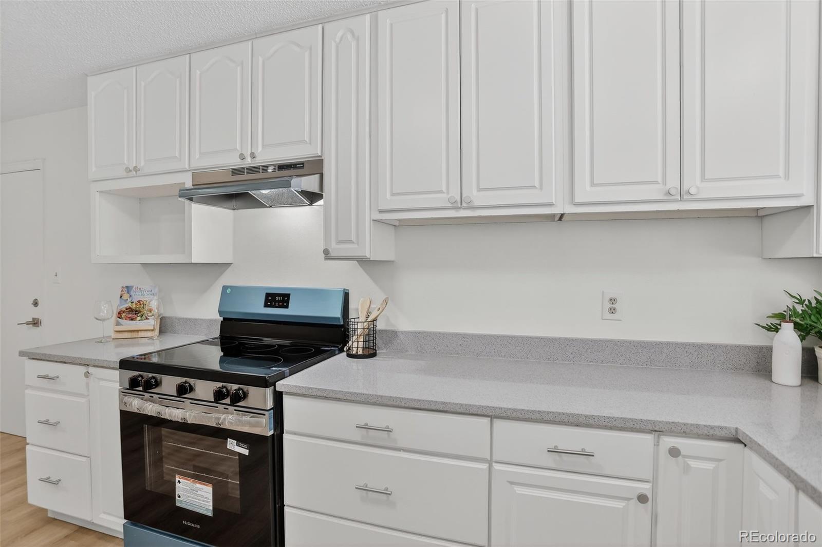 MLS Image #8 for 1820  meadow lane,longmont, Colorado