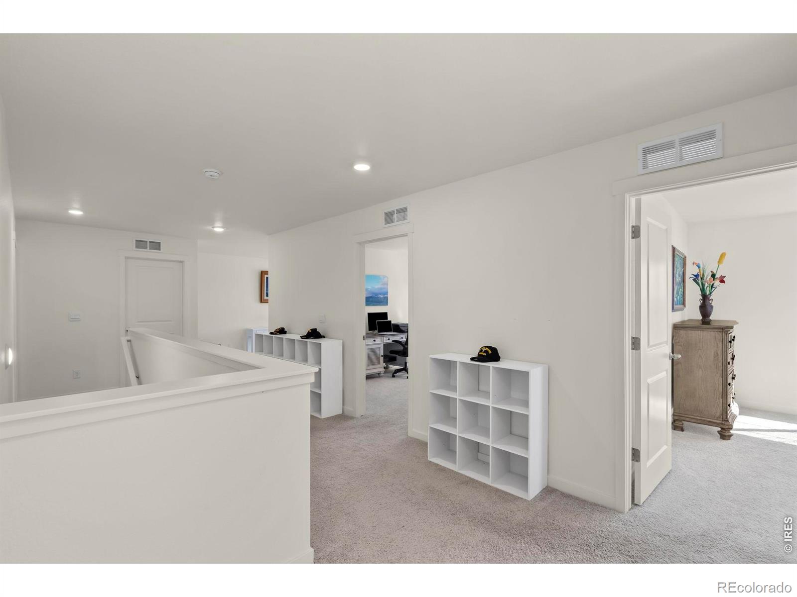 MLS Image #15 for 2555  siskin way,johnstown, Colorado