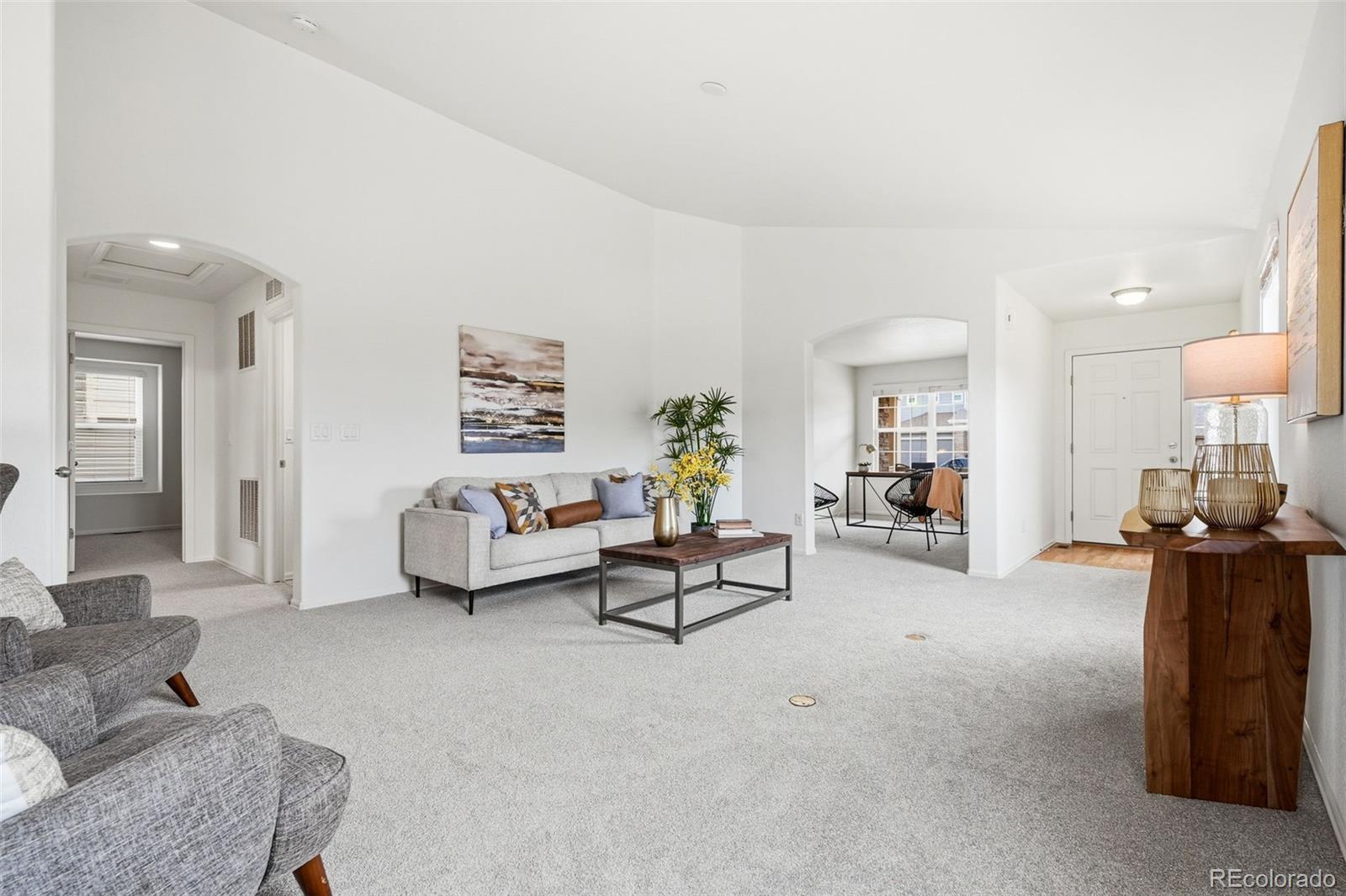 MLS Image #13 for 10233  olathe street,commerce city, Colorado