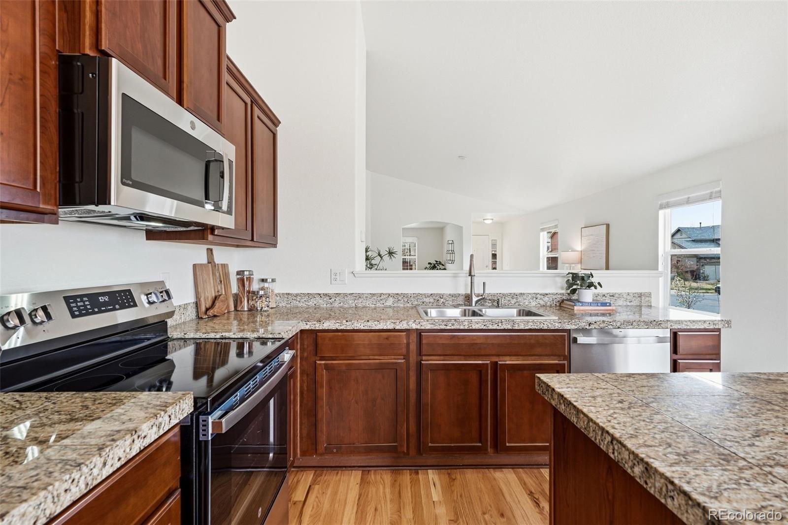 MLS Image #18 for 10233  olathe street,commerce city, Colorado