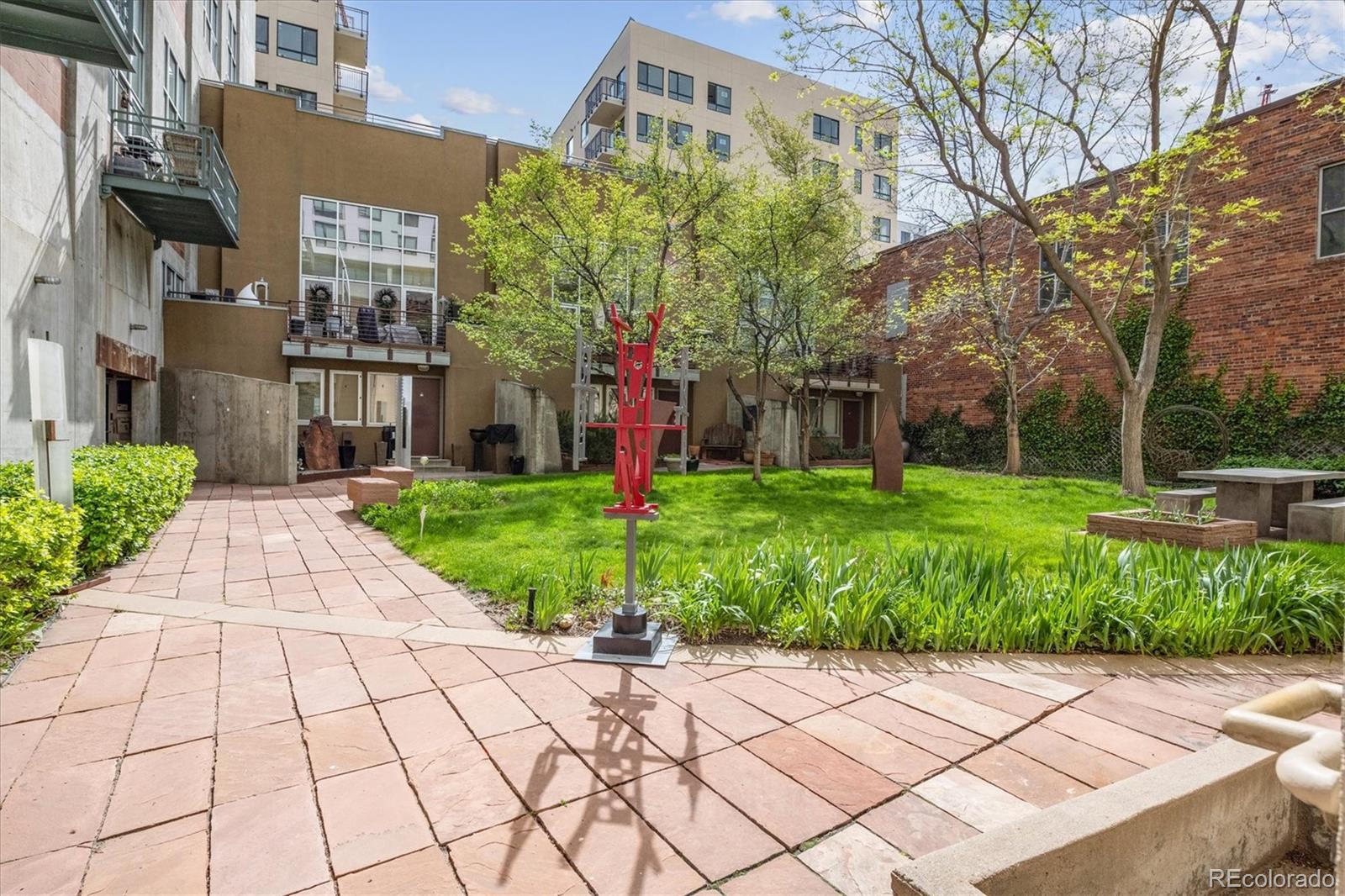 MLS Image #6 for 1050  cherokee street 203,denver, Colorado