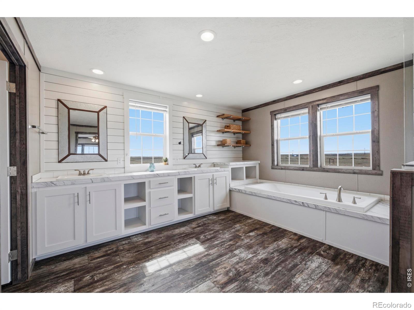 MLS Image #27 for 43490  county road 68 ,briggsdale, Colorado