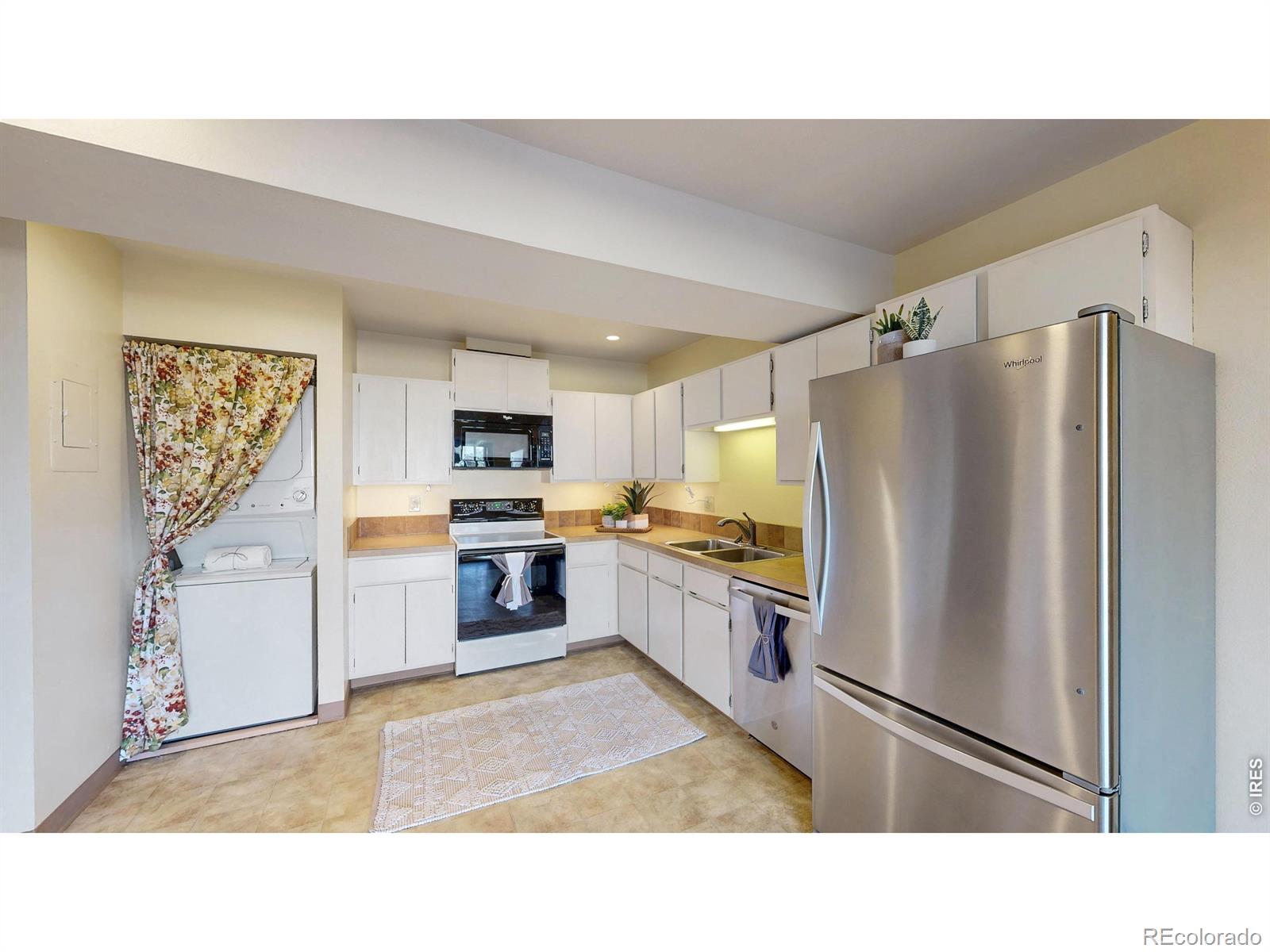 MLS Image #5 for 705 e drake road,fort collins, Colorado