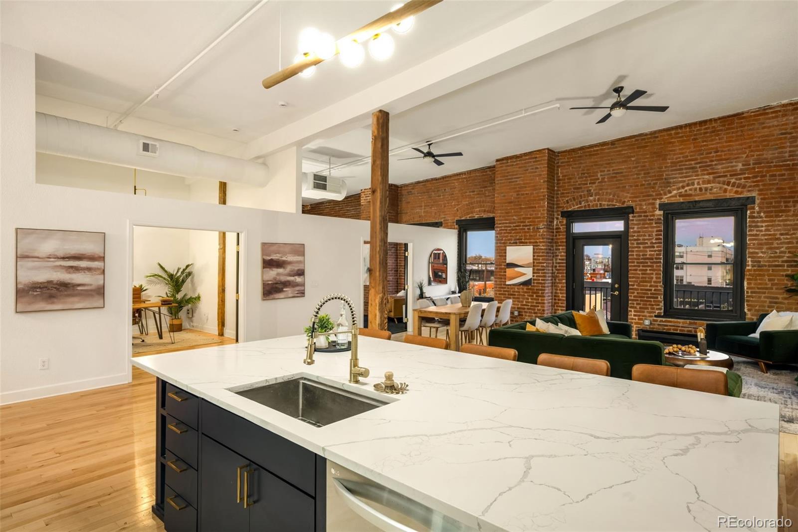 MLS Image #11 for 2560  blake street,denver, Colorado