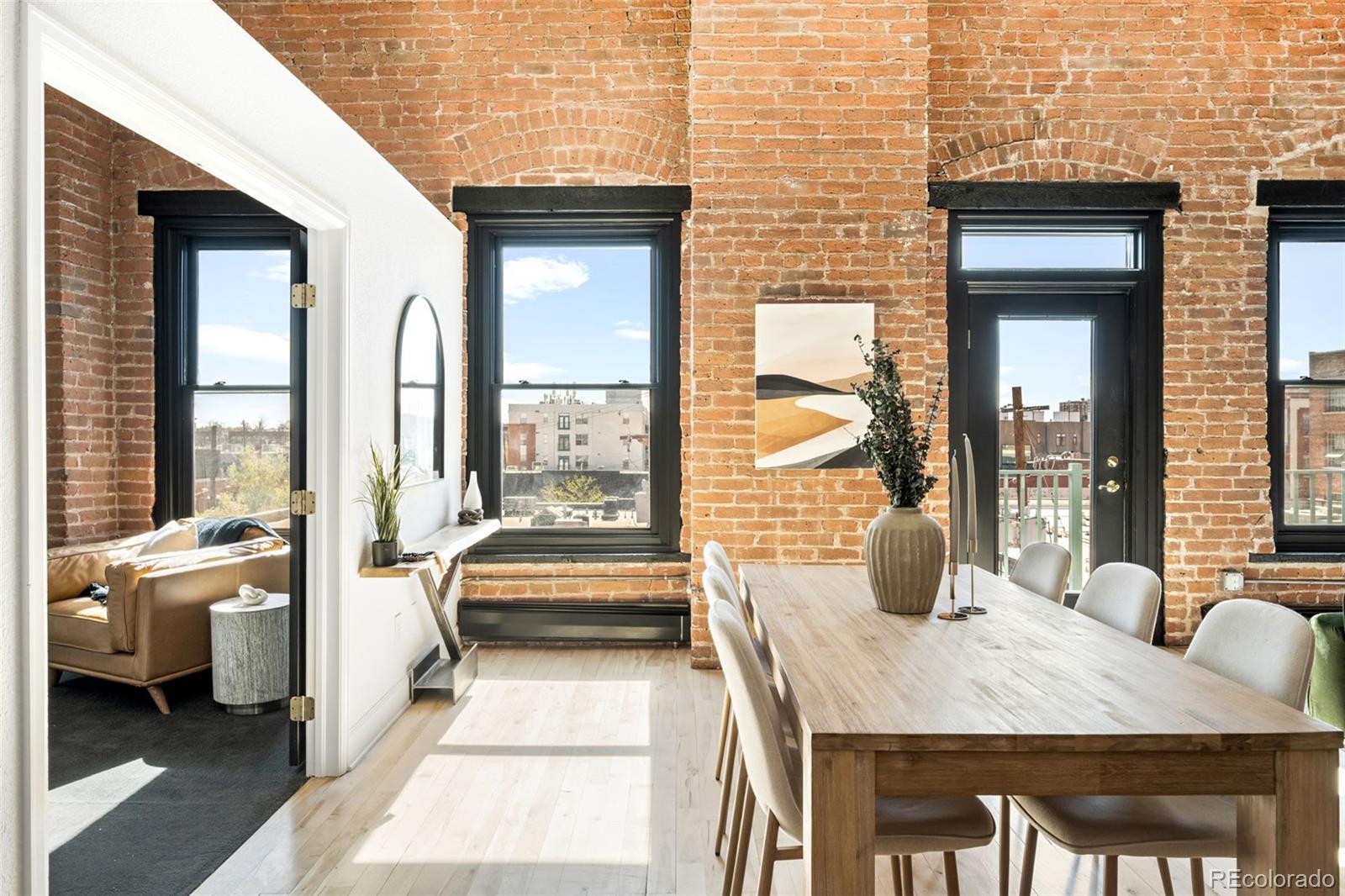MLS Image #16 for 2560  blake street,denver, Colorado