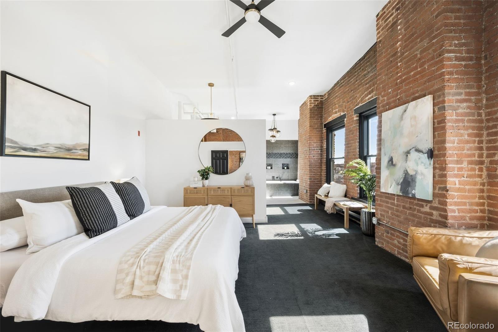 MLS Image #2 for 2560  blake street,denver, Colorado