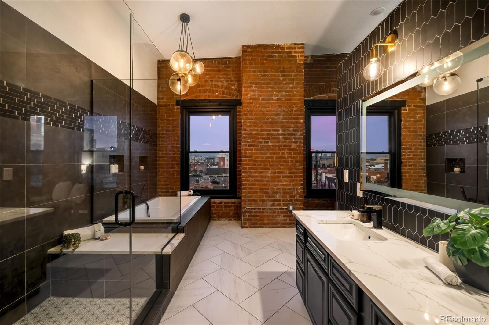 MLS Image #28 for 2560  blake street,denver, Colorado