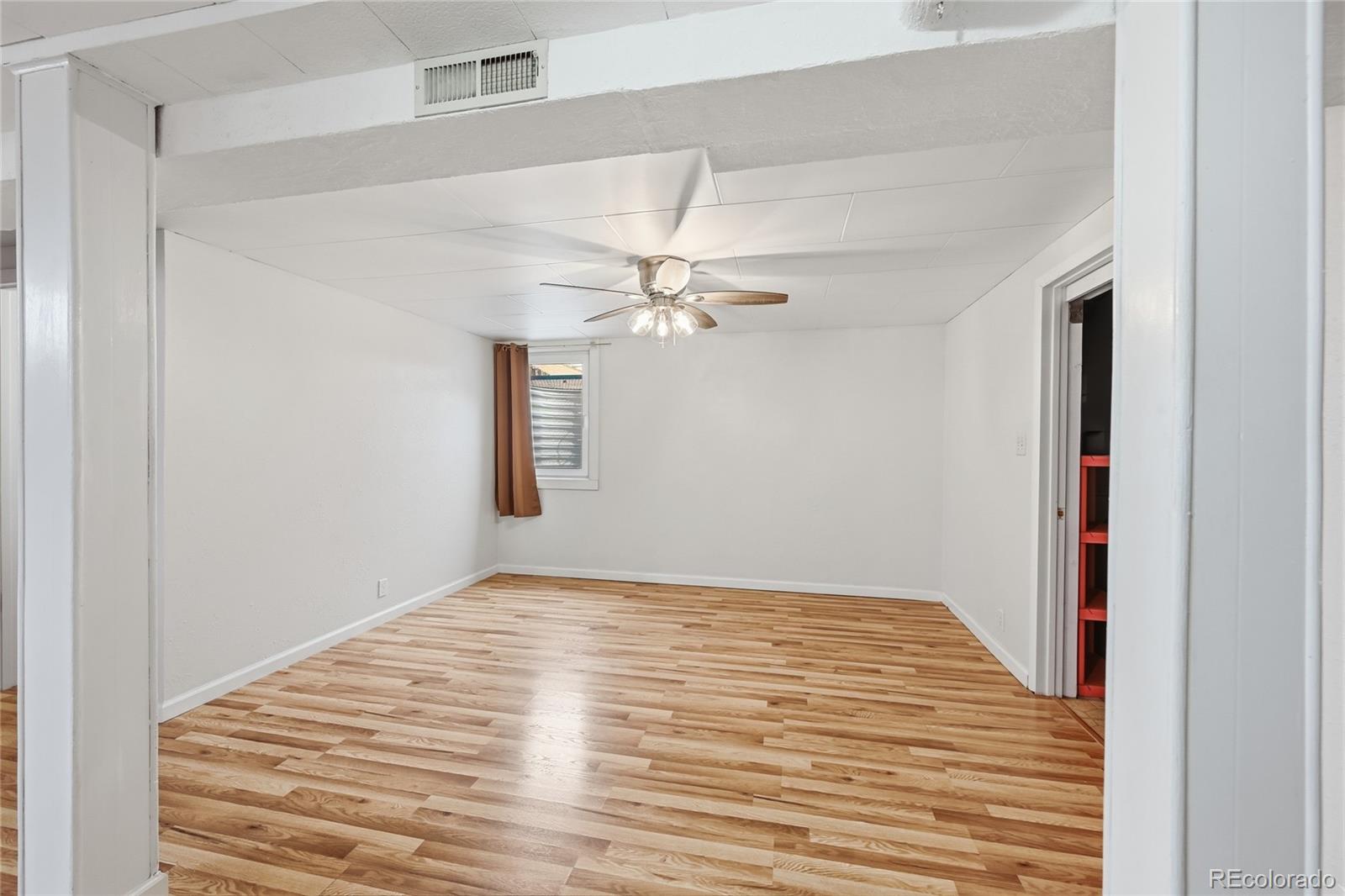 MLS Image #18 for 1982 s wolcott court,denver, Colorado