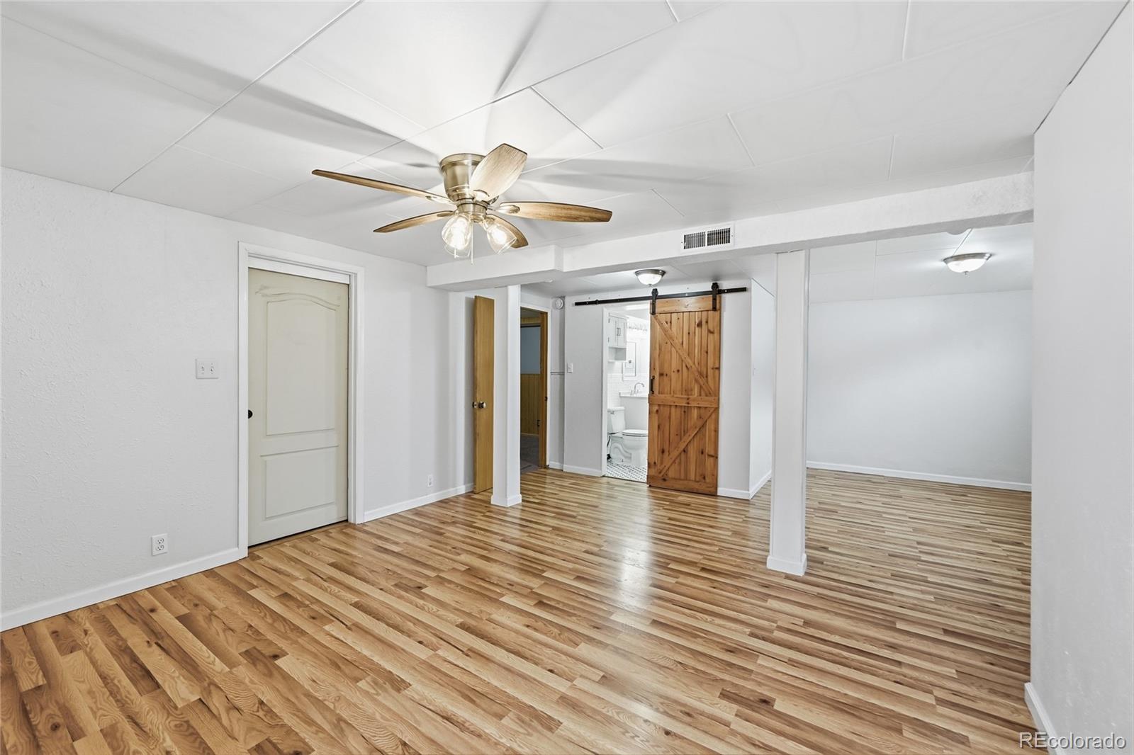 MLS Image #19 for 1982 s wolcott court,denver, Colorado