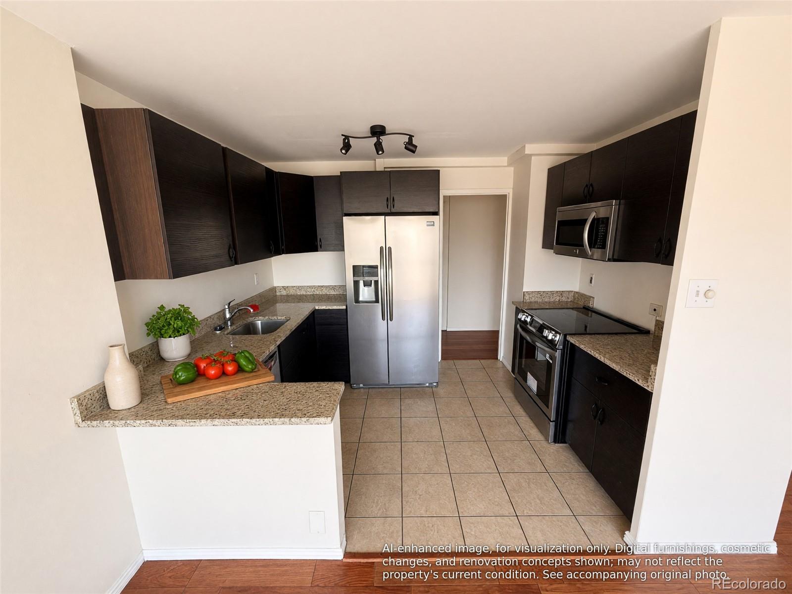 MLS Image #5 for 888 n logan street 5h,denver, Colorado