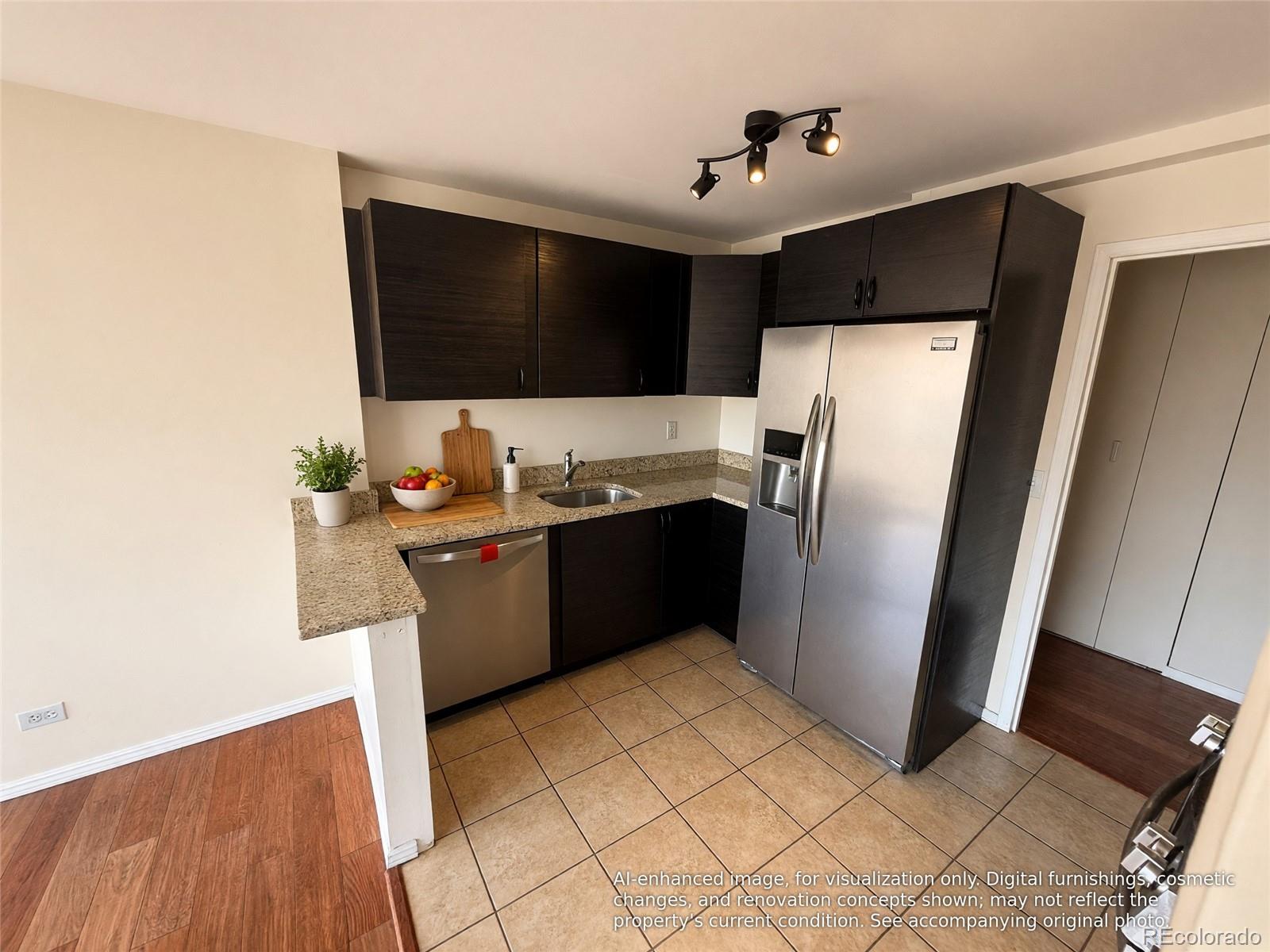 MLS Image #7 for 888 n logan street 5h,denver, Colorado