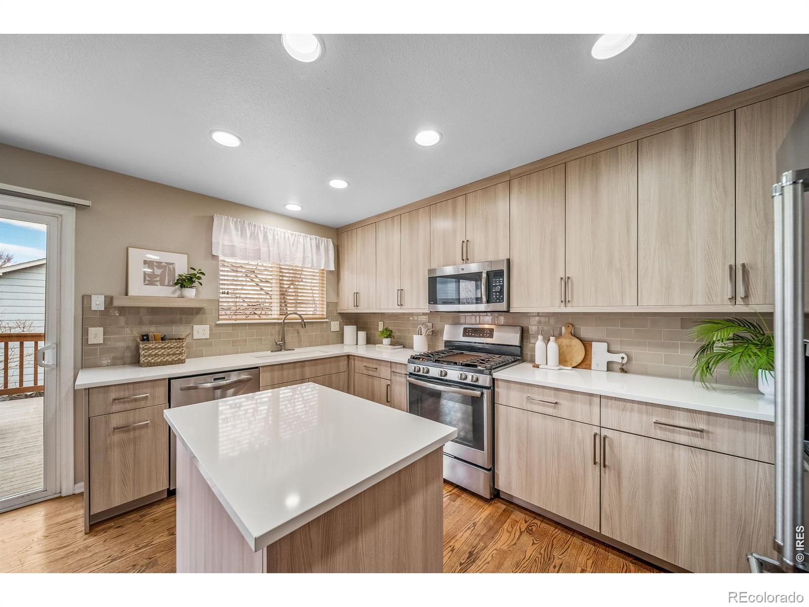 MLS Image #15 for 1529  aster court,superior, Colorado