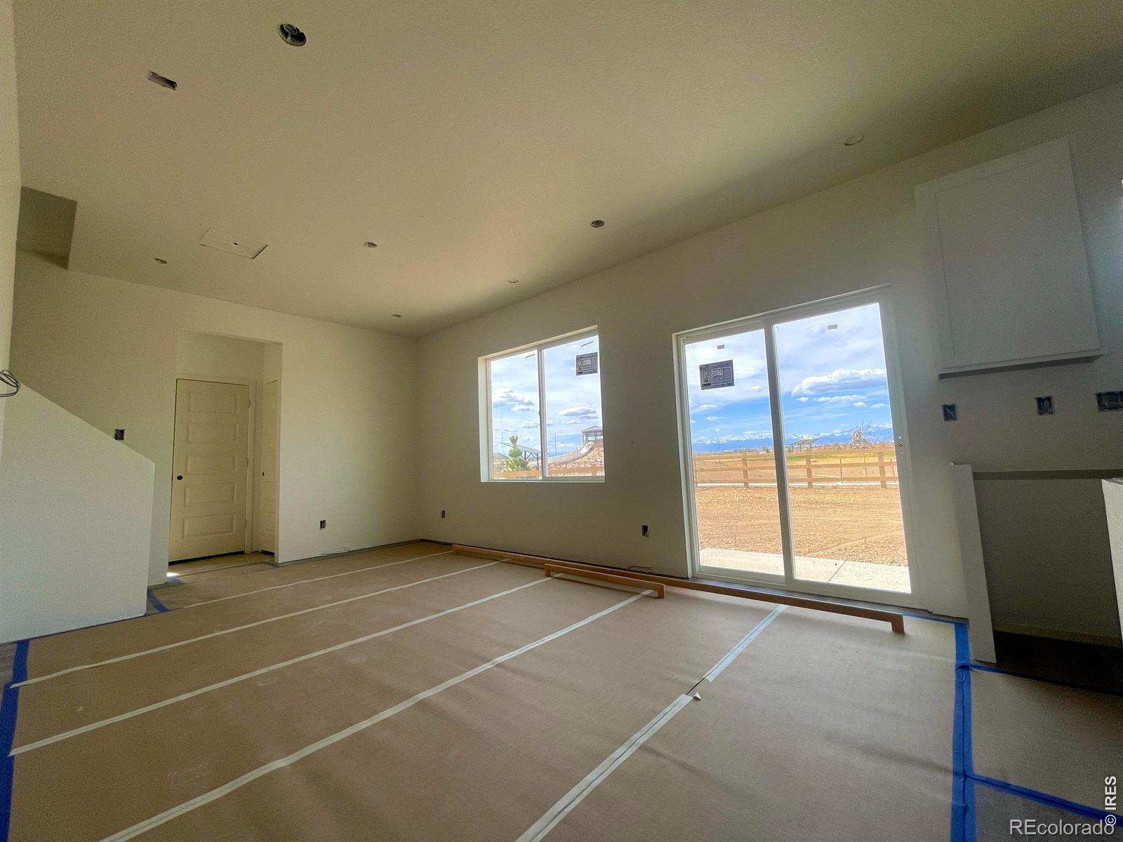 MLS Image #3 for 764  ayrshire road,johnstown, Colorado