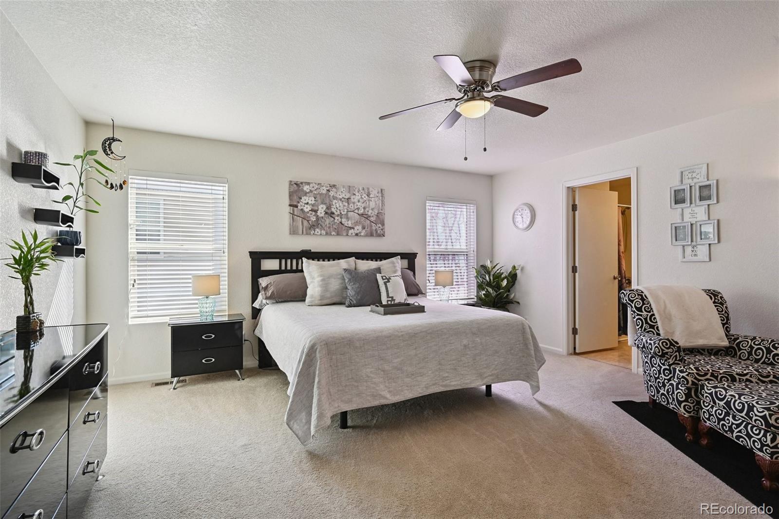 MLS Image #10 for 5564  gibraltar street,denver, Colorado