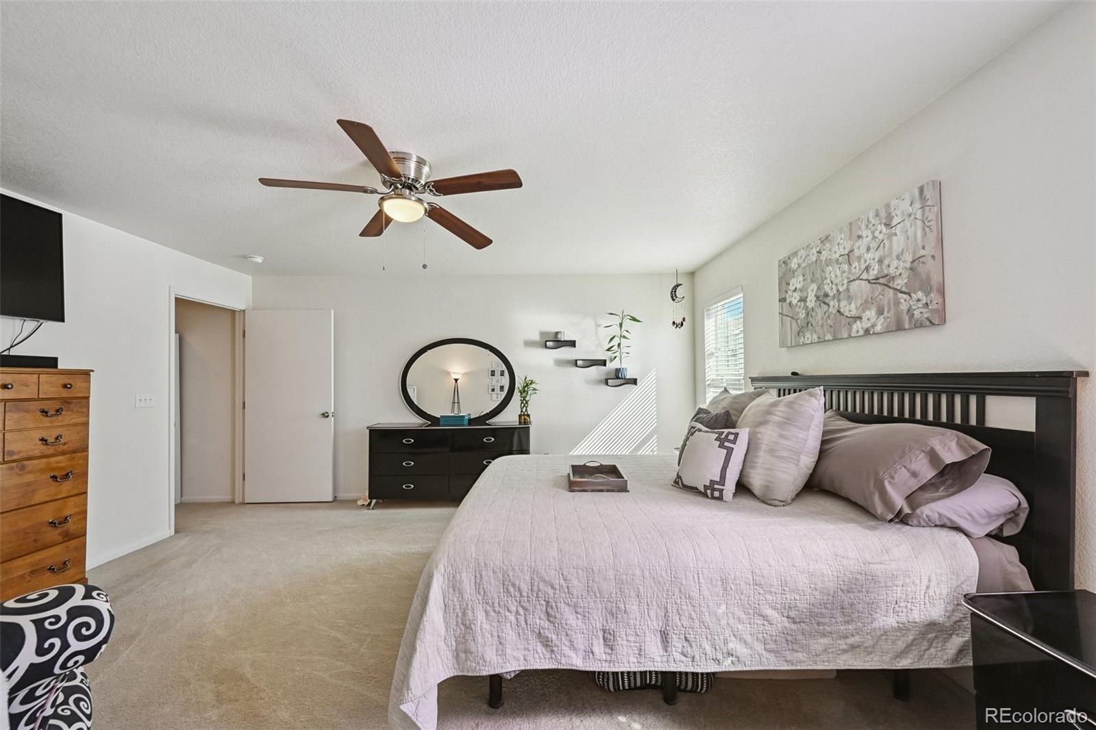 MLS Image #11 for 5564  gibraltar street,denver, Colorado