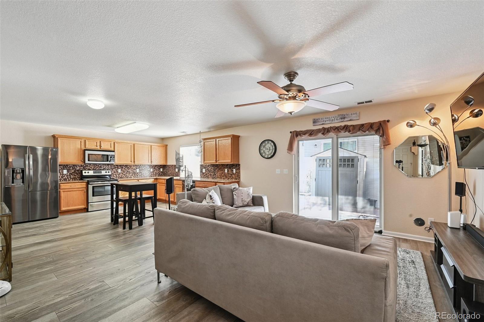 MLS Image #4 for 5564  gibraltar street,denver, Colorado