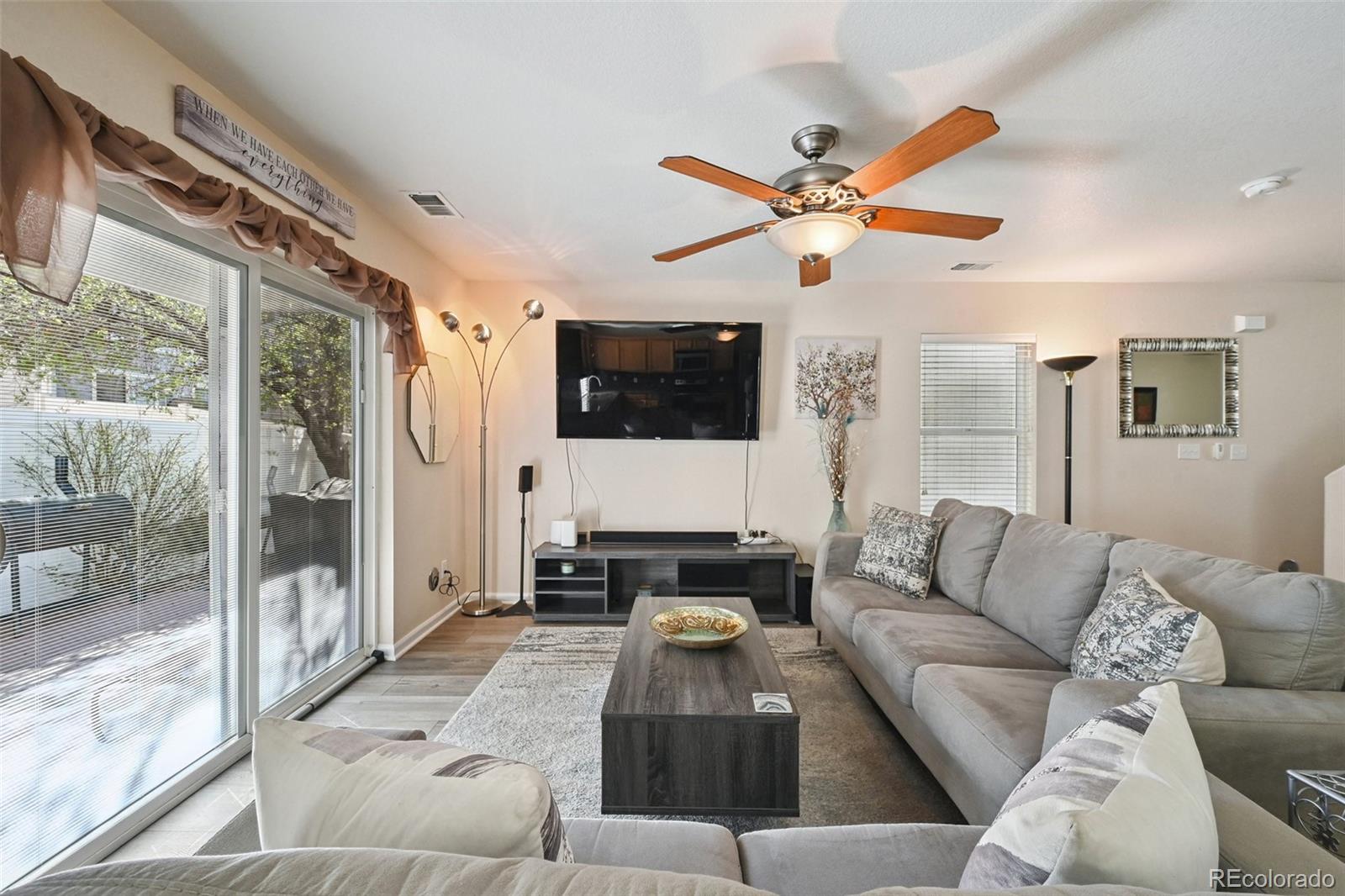 MLS Image #6 for 5564  gibraltar street,denver, Colorado